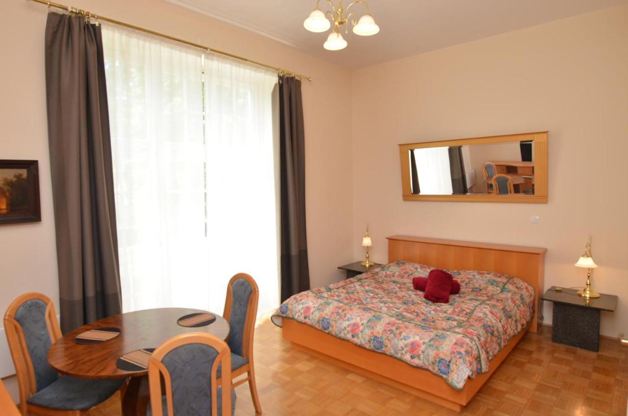 Apartments Vektor Vila Golf Rogaska Slatina Bagian luar foto